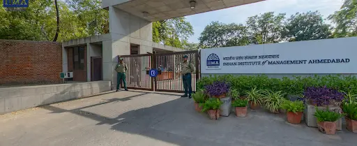 iima entry gate new campus