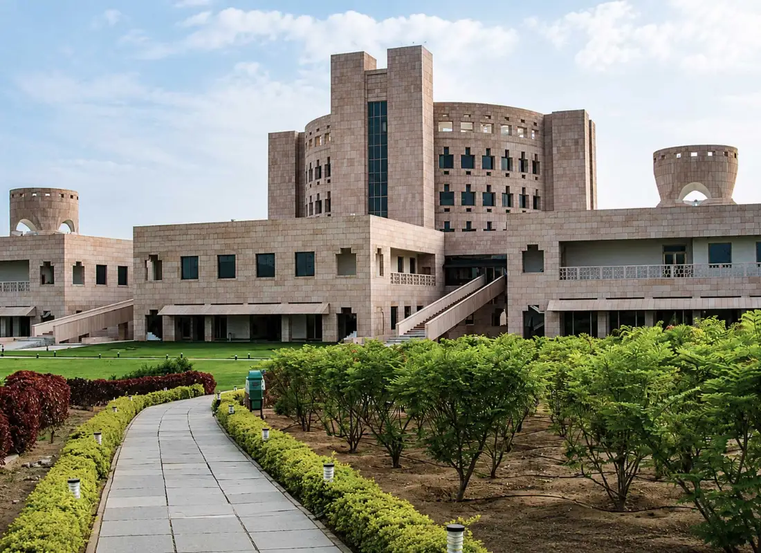 isb hyderabad