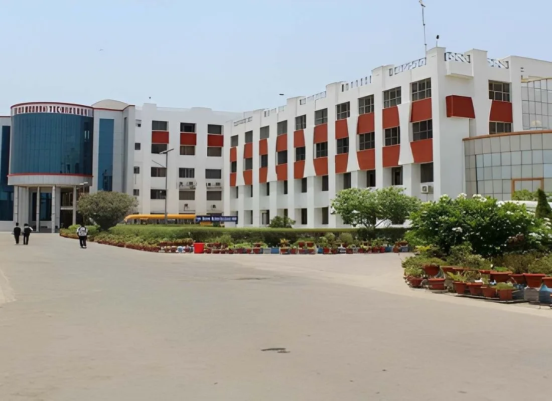 Shri Mangalam College of Law and Management
